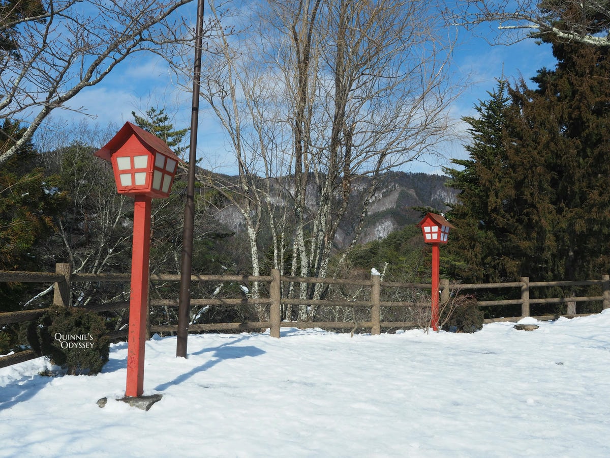 富士山熱門景點:新倉富士淺間神社-忠靈塔與富士山的絕美景致 - 第12張圖
