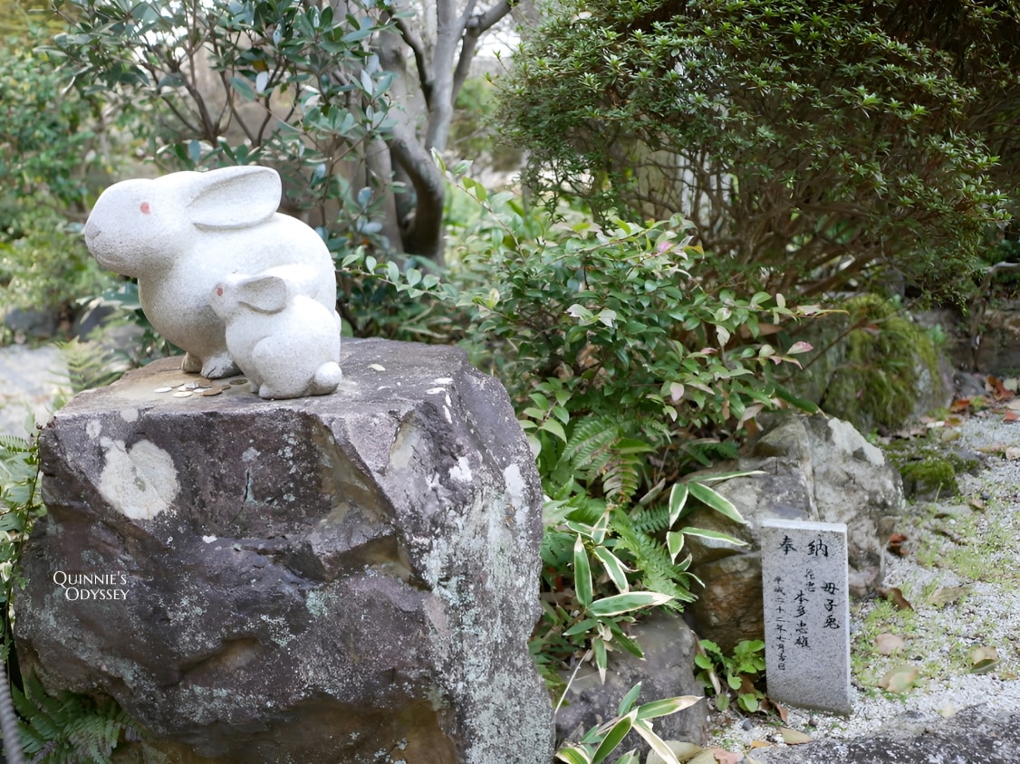 京都兔子神社:東天王岡崎神社-兔兔迷必訪的京都景點 - 第14張圖 京都兔子神社 岡崎神社 兔子雕像