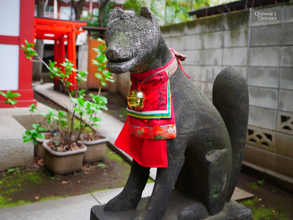 東京-貓/狗/狐狸/狸貓/河童-7間特色動物神社推薦 - 第18張圖 東京王子稻荷神社 狐狸雕像