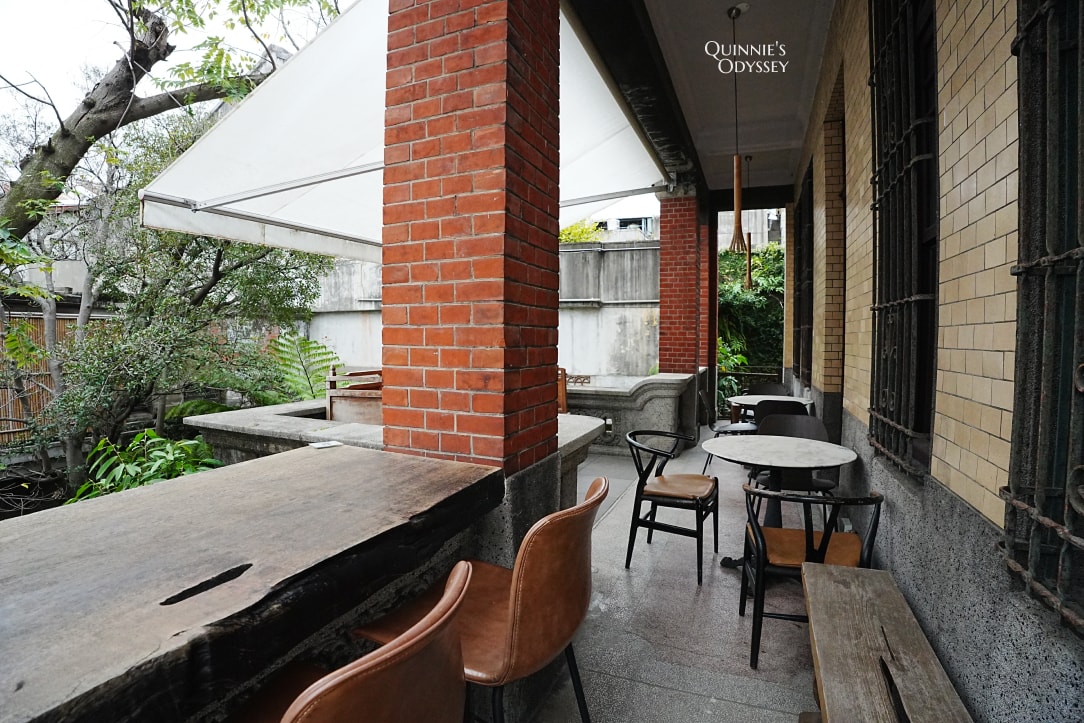 大稻埕AKA café:隱身台北老宅的文青復古咖啡廳,品味日式枯山水甜點 - 第12張圖 大稻埕 AKA café 復古咖啡廳