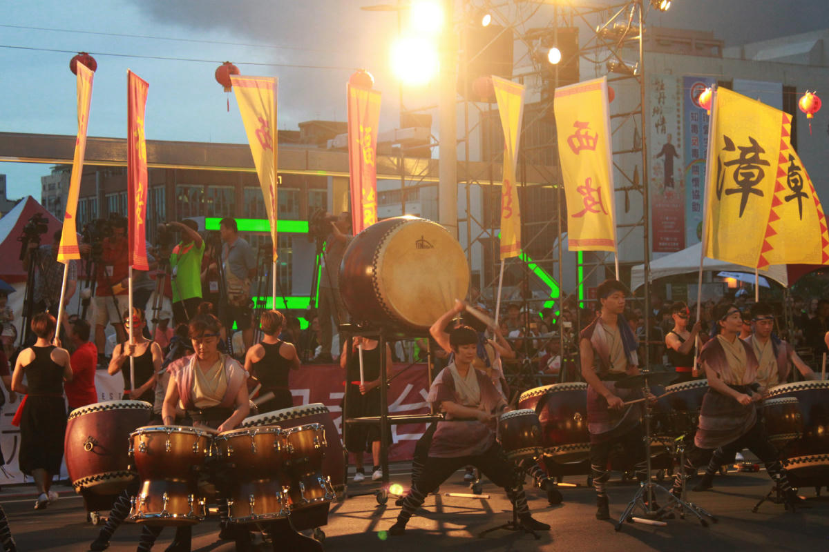 基隆中元祭 放水燈
