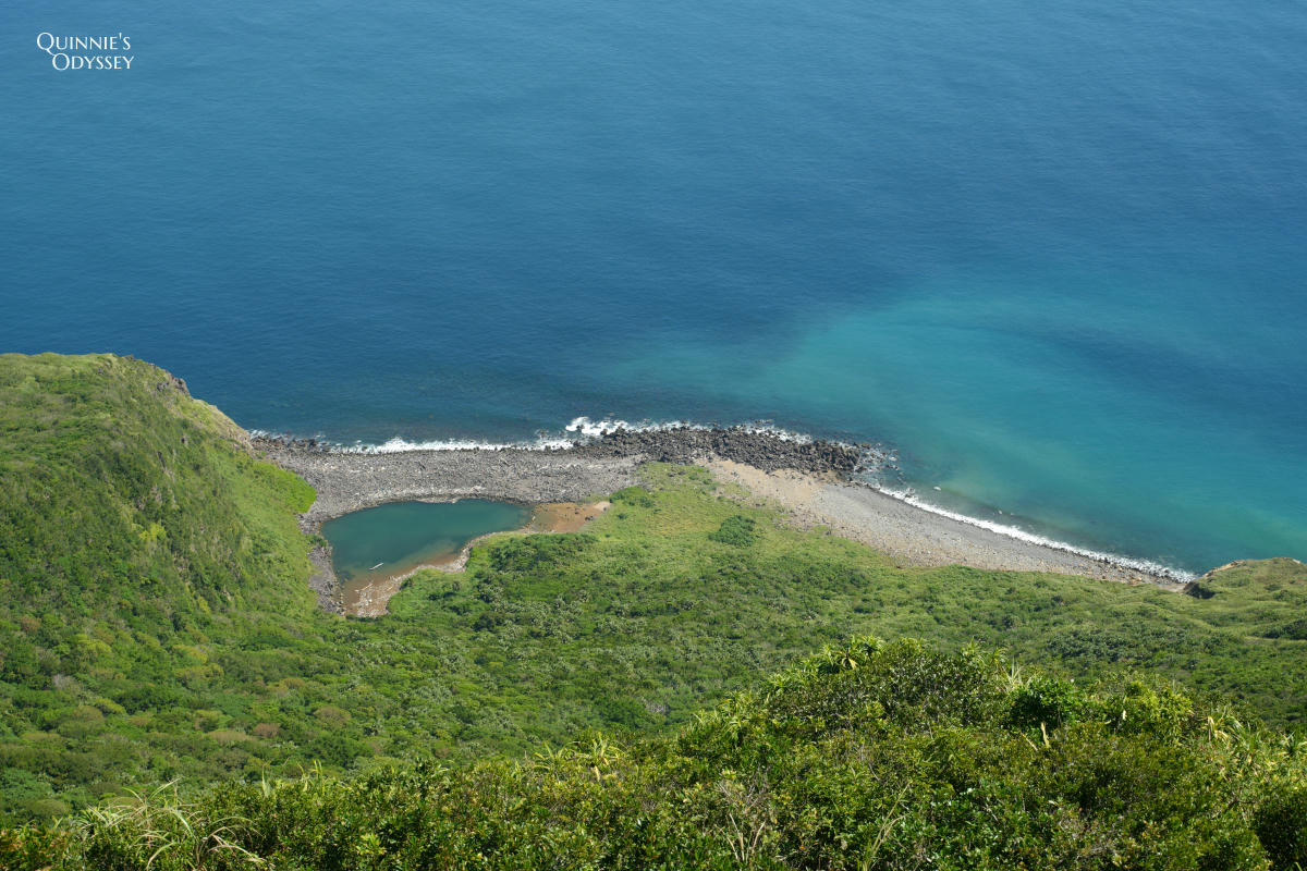 龜山島登島半日遊完整心得:401高地登頂+環湖+坑道+龜山八景 - 第21張圖 龜山島 401高地健行 龜首潭