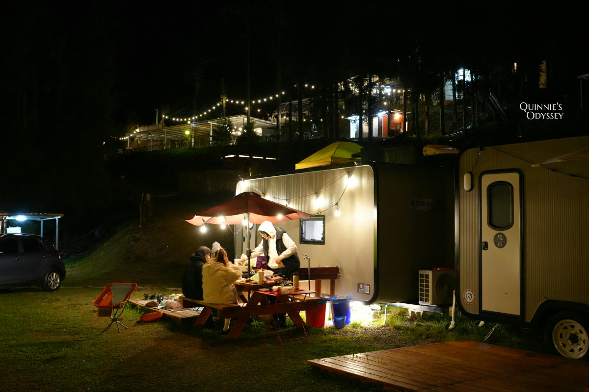 杉行旅居:苗栗高海拔露營車住宿x夢幻山景與超美星空 - 第18張圖 杉行旅居 晚上