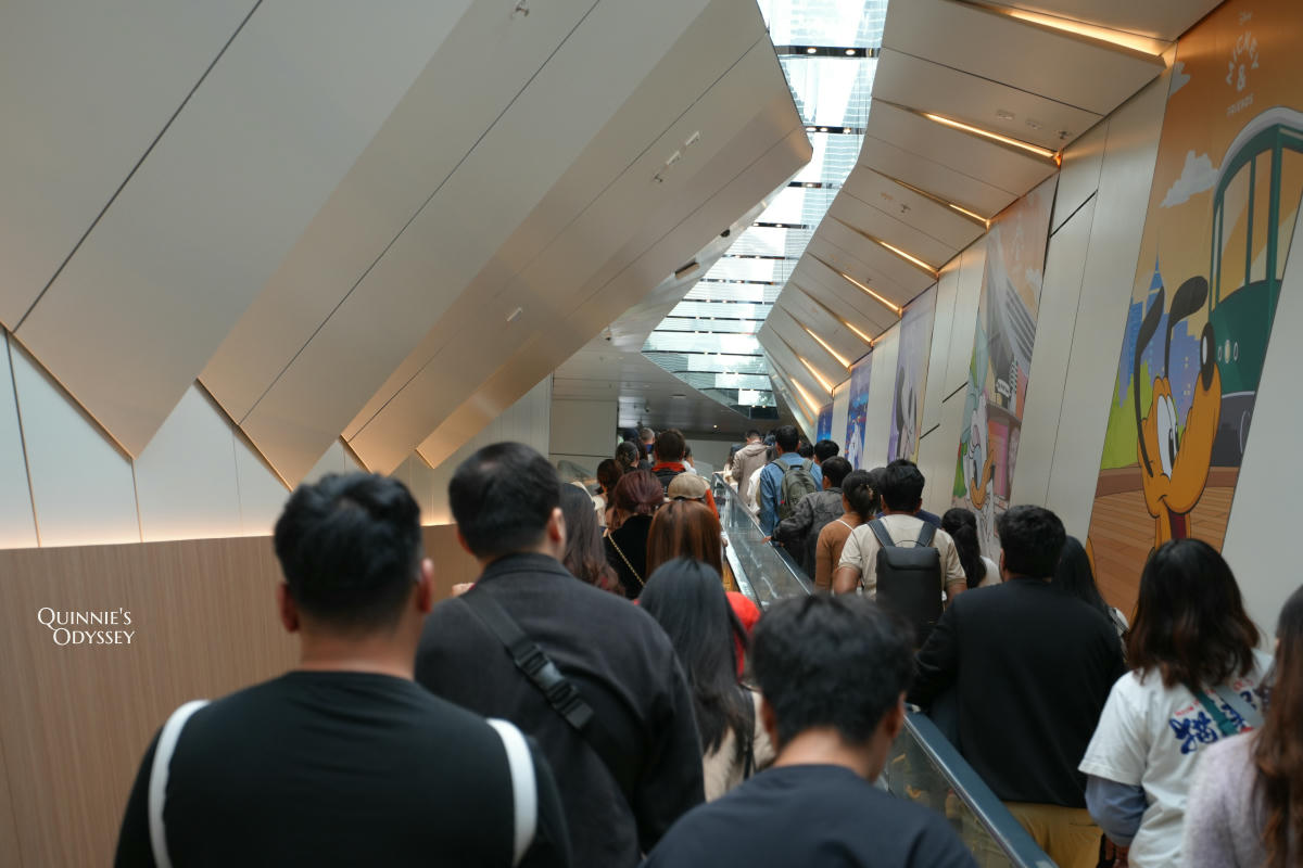 香港太平山夜景全紀錄:纜車怎麼搭?盧吉道觀景臺+維多利亞港夜景一次看 - 第6張圖 香港 太平山 山頂纜車