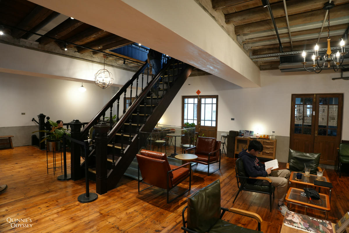 台南 五福商店 銀月書店