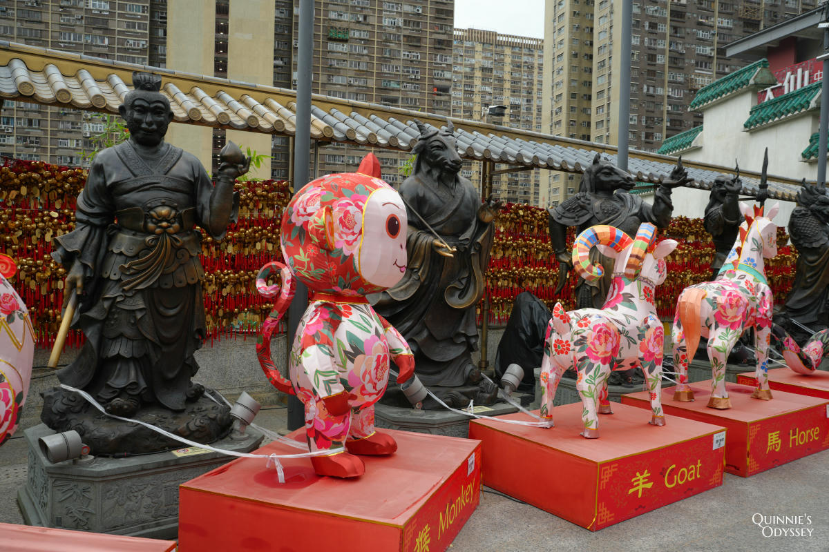 黃大仙祠 生肖雕像