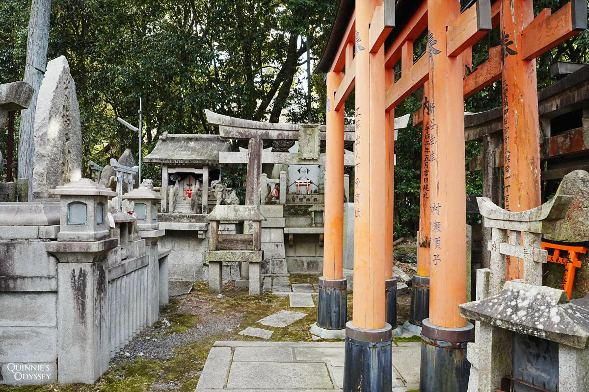 京都荒木神社：伏見稻荷大社境內寧靜的小角落