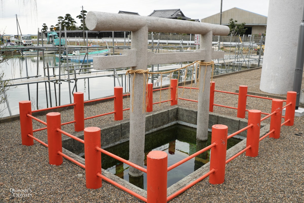Ikisu Shrine, Oshioi spring