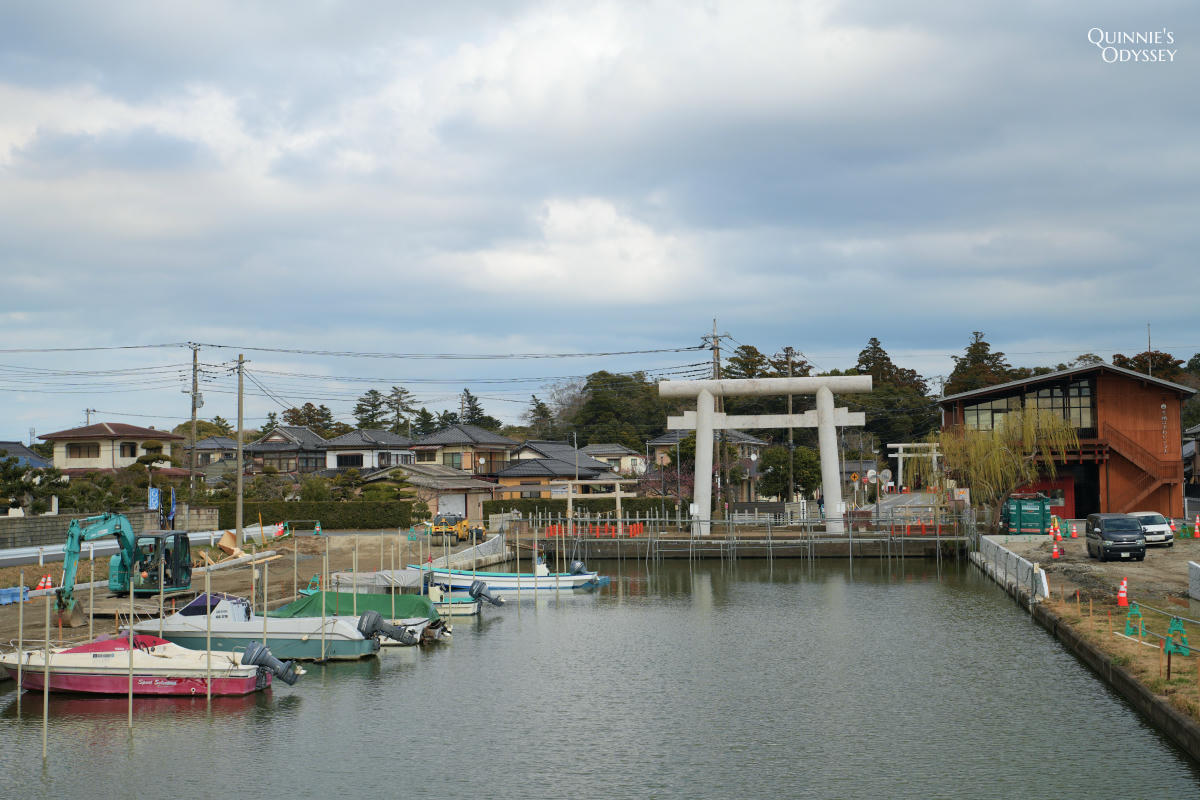 Ikisu Shrine, First Torii Gate