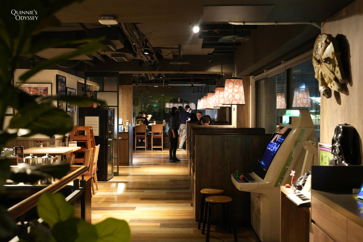 傑克兄弟牛排館 Jack Brothers 台北信義店:高CP值餐廳完整用餐心得 - 第7張圖 傑克兄弟牛排館 Jack Brothers 台北信義店 用餐空間