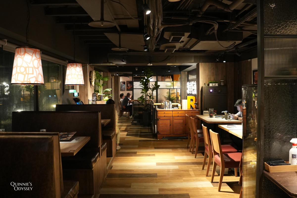 傑克兄弟牛排館 Jack Brothers 台北信義店:高CP值餐廳完整用餐心得 - 第8張圖 傑克兄弟牛排館 Jack Brothers 台北信義店 用餐空間