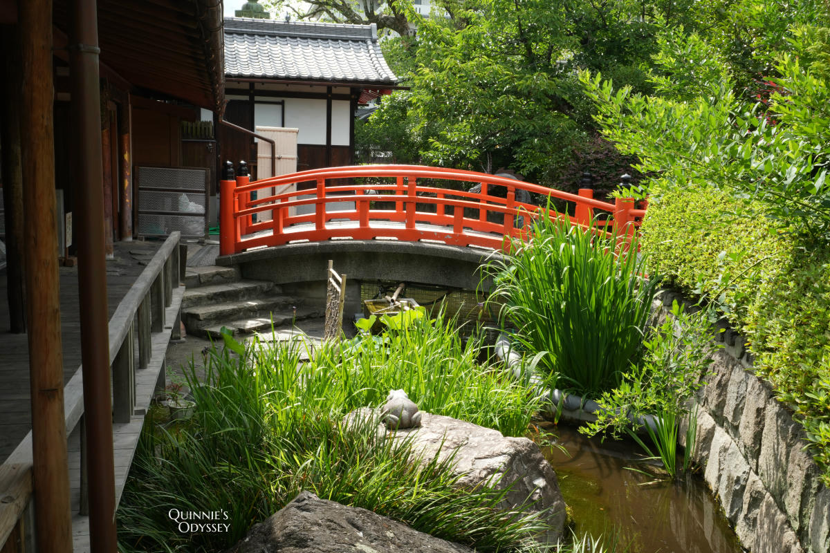 壬生寺 壬生塚 放生池