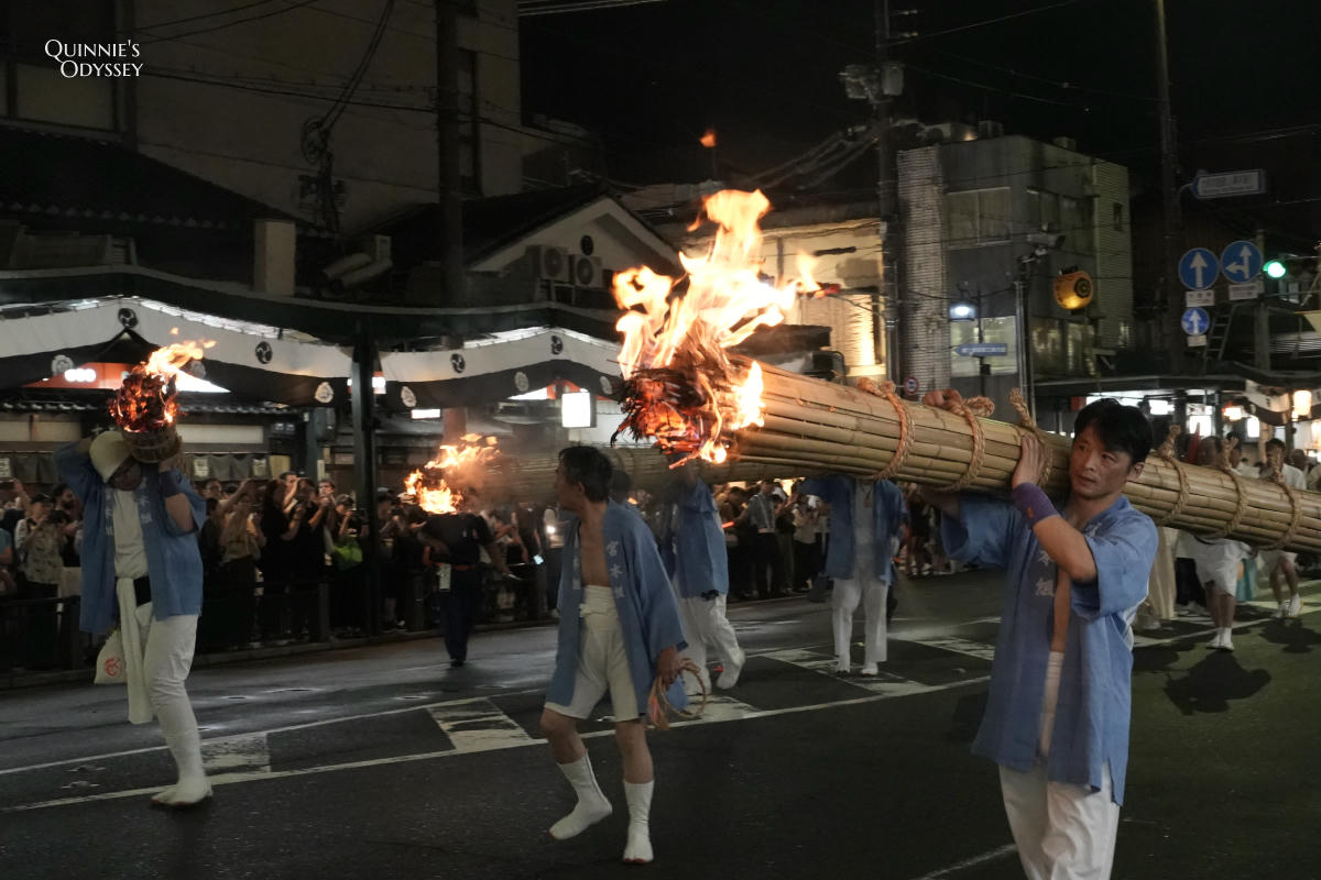 祇園祭 7/28 お祝い提灯、神輿洗