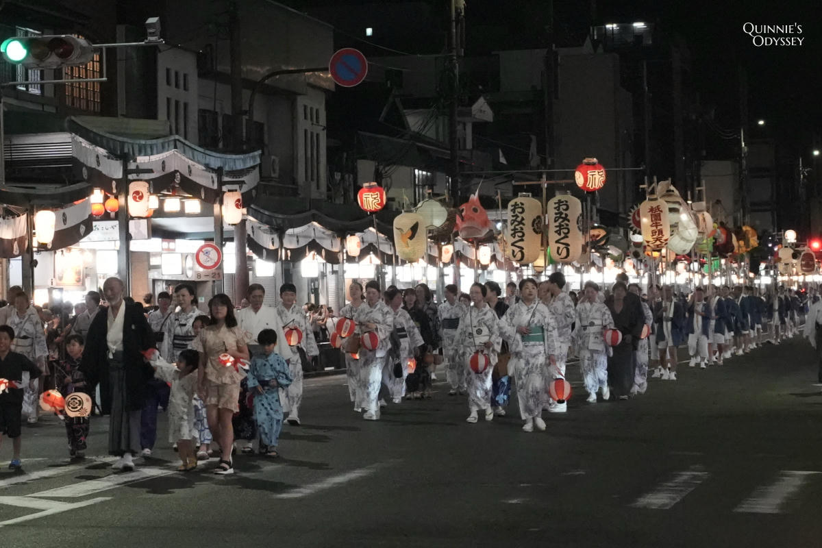 祇園祭 7/28 お祝い提灯、神輿洗