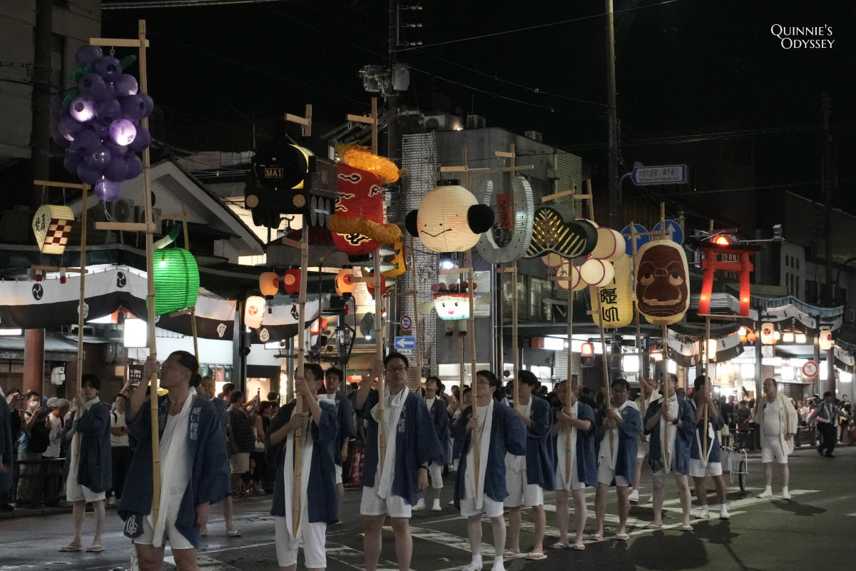 祇園祭 7/28 お祝い提灯、神輿洗