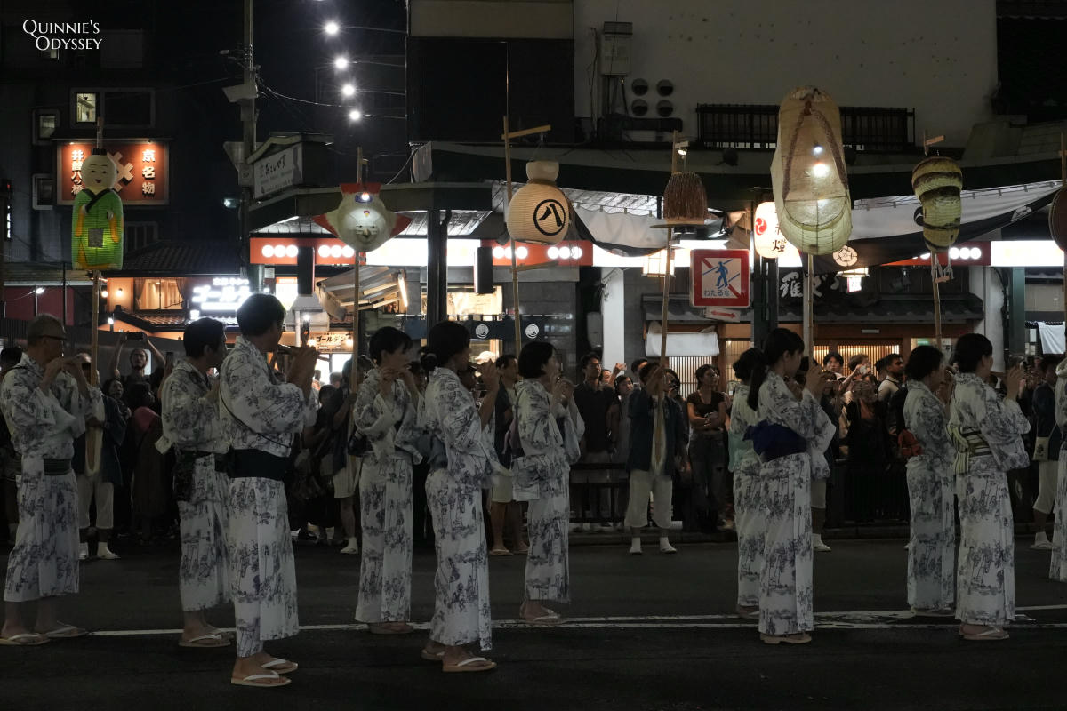 祇園祭 7/28 お祝い提灯、神輿洗