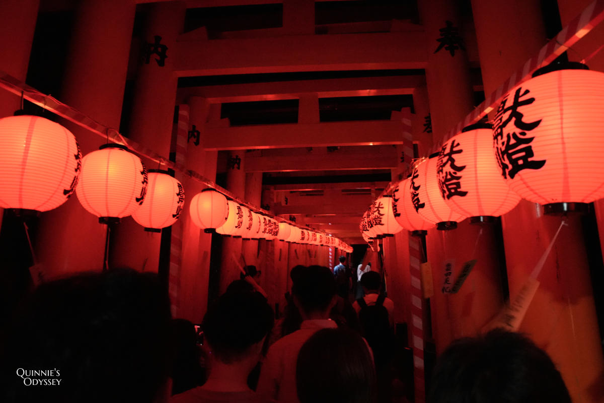 伏見稻荷宵宮祭全記錄:紅燈籠點亮千本鳥居,如何避開人潮拍提燈 - 第20張圖 伏見稻荷宵宮祭