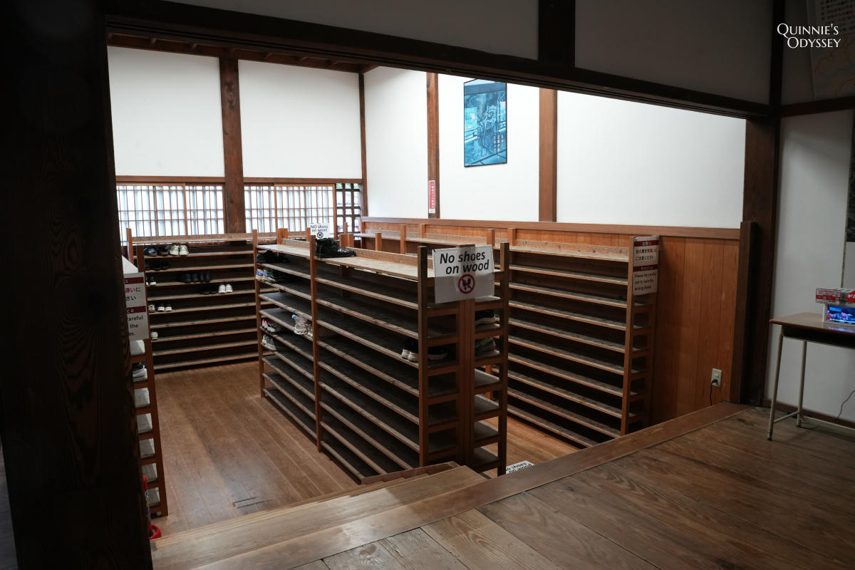 天龍寺完整攻略:曹源池、門票、開放時間與動線一次整理 - 第11張圖 天龍寺 本堂室內 鞋櫃