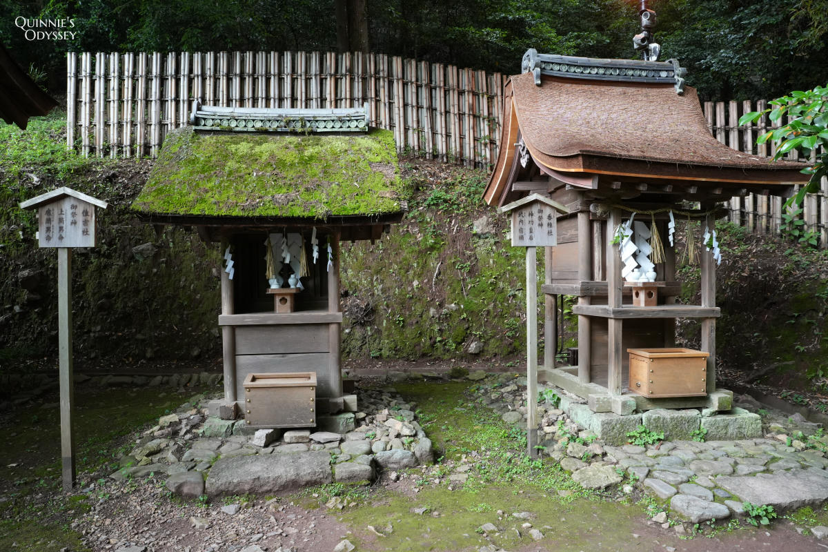 宇治上神社:京都世界遺產,藏在樹林深處的日本最古老神社 - 第8張圖 宇治上神社 末社