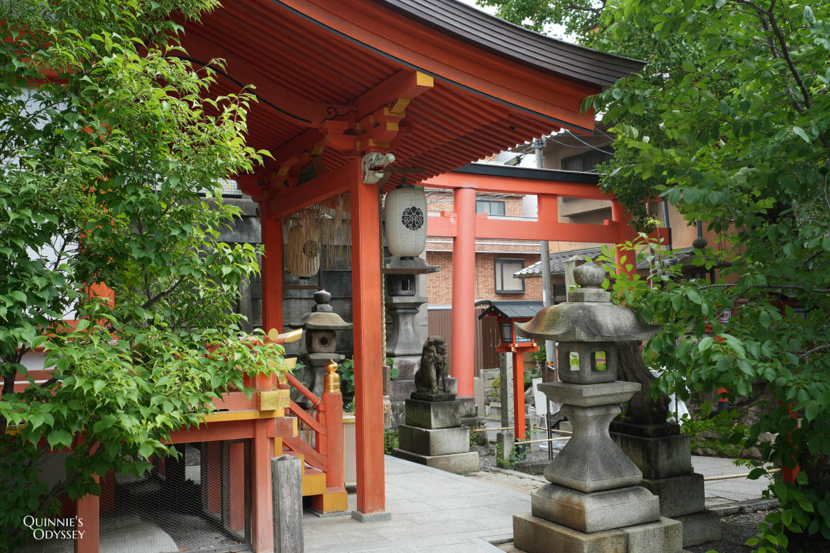 安井金比羅宮:京都最熱門的斷惡緣神社,供奉日本三大怨靈的緣切聖地 - 第3張圖 安井金比羅宮