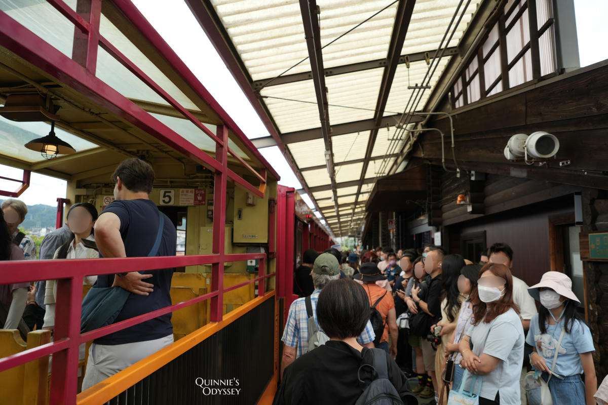 嵐山小火車完整攻略:訂票教學、座位選擇、路線安排一次搞定 - 第22張圖 嵐山小火車 龜岡站