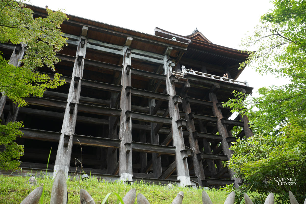 京都清水寺攻略:門票、交通、必看景點與行程安排一次整理 - 第23張圖 清水寺 清水舞台與本堂 懸造工法