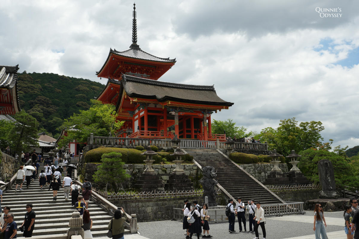 京都清水寺攻略:門票、交通、必看景點與行程安排一次整理 - 第12張圖 清水寺 西門與鐘樓