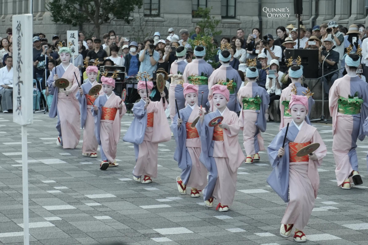 祇園祭迎提燈、神輿洗:7/10時間路線、觀賞重點與實際體驗心得 - 第17張圖 祇園祭 迎提燈 京都市役所前舞踊奉納