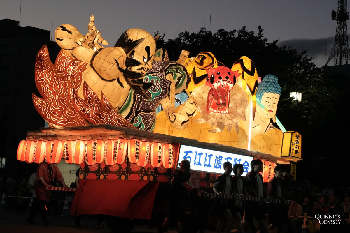 青森睡魔祭2026:交通、觀賞席實拍心得、跳人體驗完整指南 - 第2張圖 青森睡魔祭
